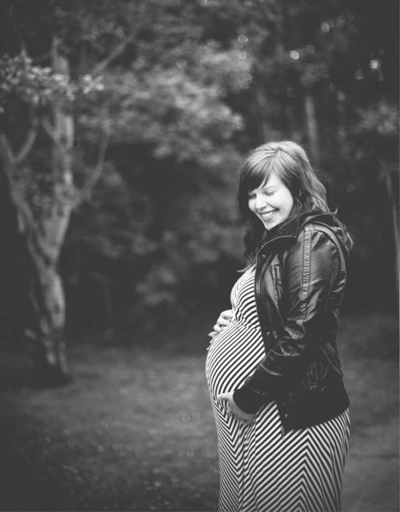 105Edmonton Maternity Photographer